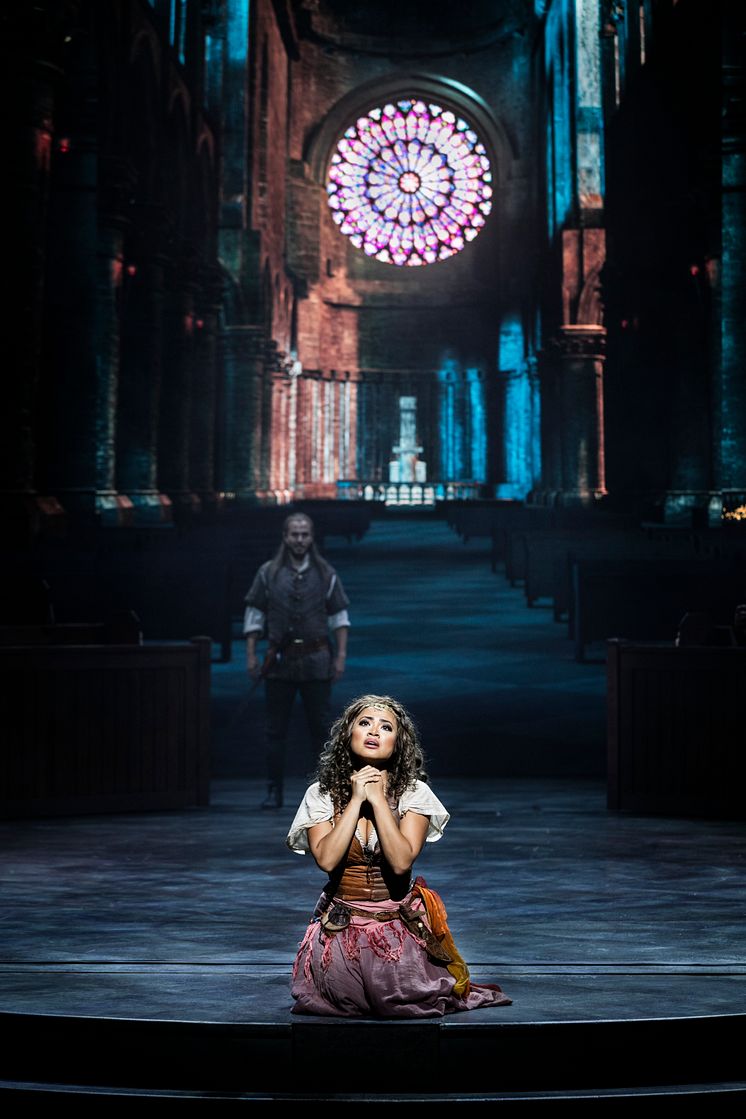 Marsha Songcome i Disneys musikal Ringaren i Notre Dame