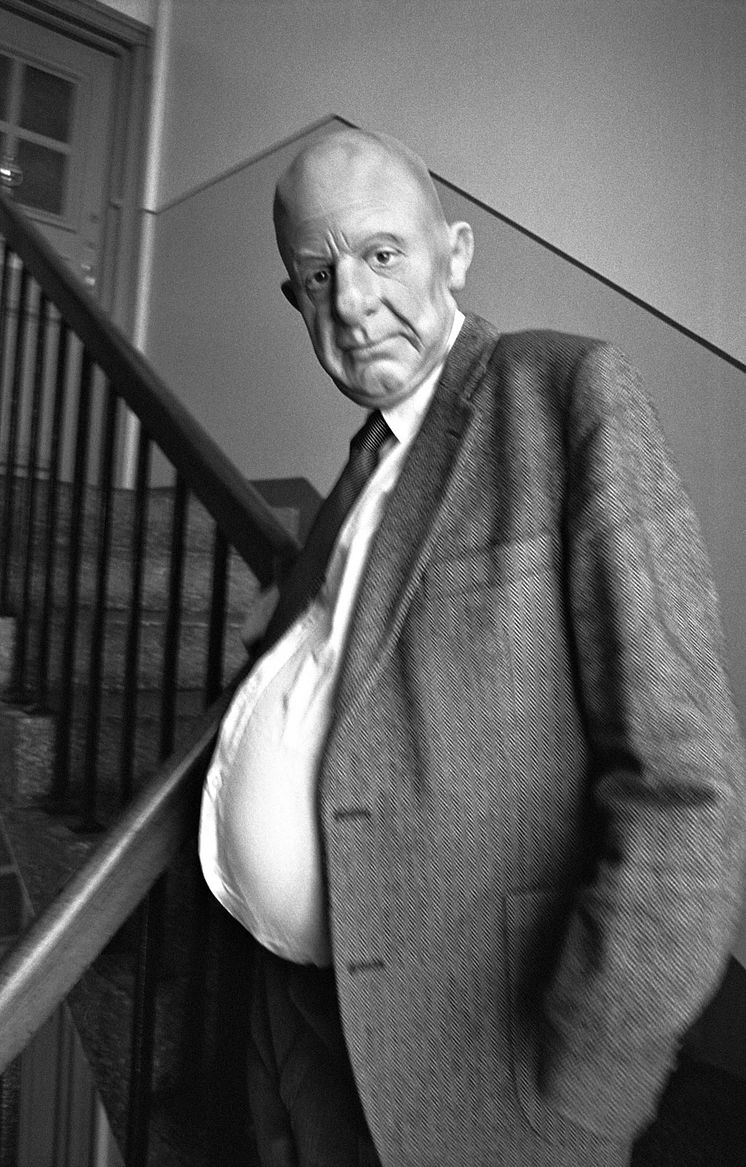 Old Man Walking Up and Down a Staircase, Vibeke Tandberg 2003. Foto: Runar Hodne