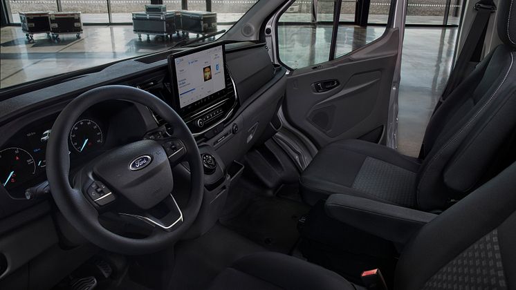 Ford_E-Transit_Interior_Side_Cockpit