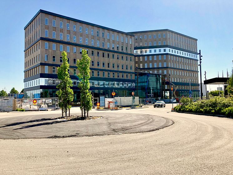 Den terminalnära byggnaden SkyCity Office One erbjuder flexibla mötesplatser i direkt anslutning till Stockholm Arlanda Airport. Foto Hans Uhrus, Swedavia.