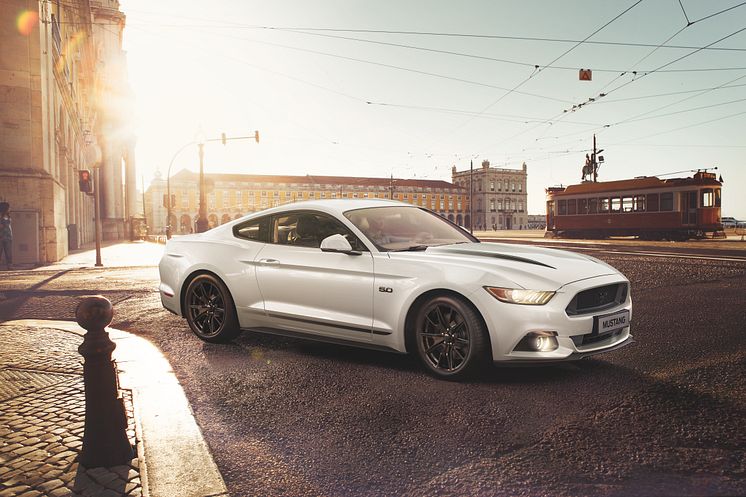 Ford lanserer to lekre spesialutgaver av Ford Mustang