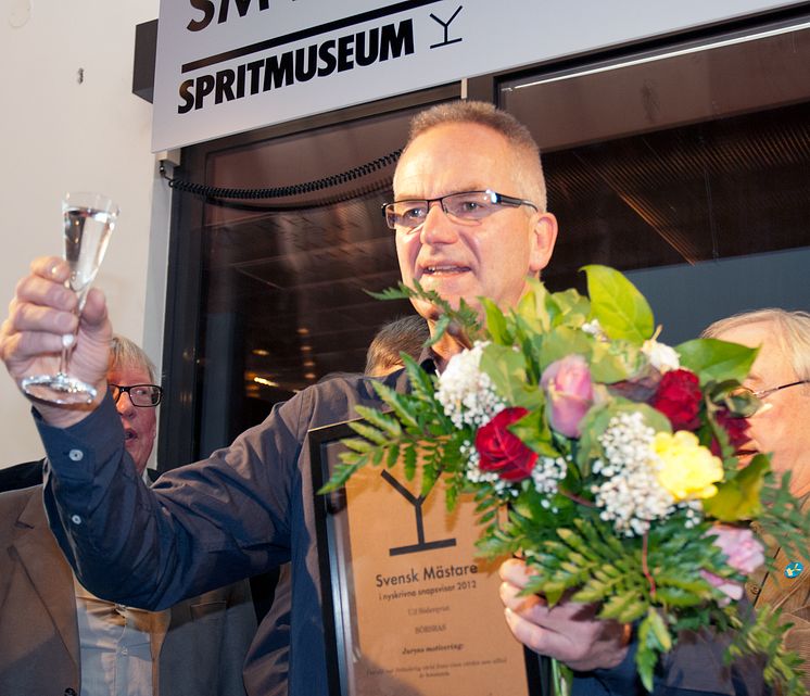Ulf Söderqvist från Malmö, årets svenska mästare i nyskrivna snapsvisor