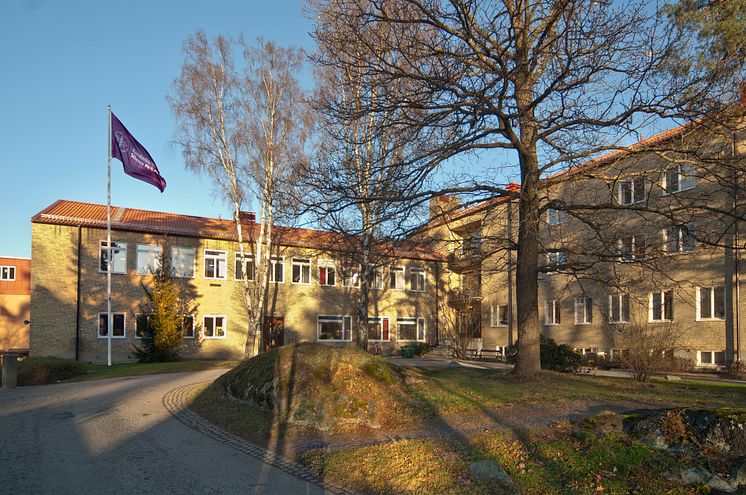 Skandinaviska Kiropraktorhögskolan tar plats på KI campus Solna 