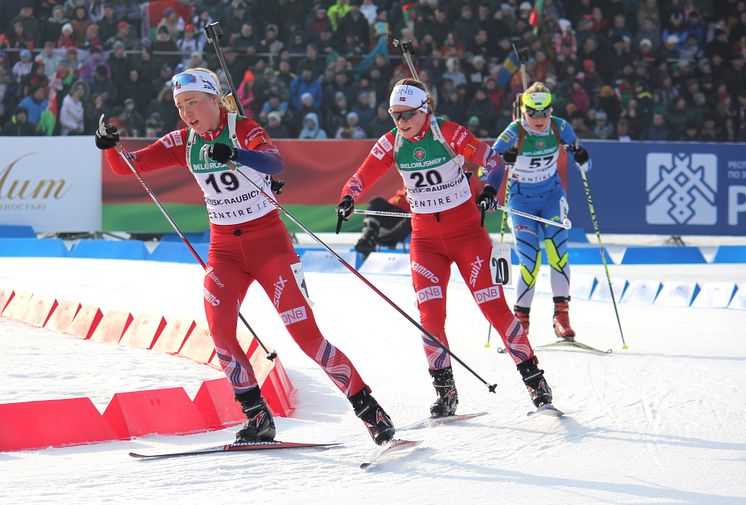 Kristin Sandeggen og Sigrid Bilstad Neraasen, jaktstart JR-VM Minsk. 