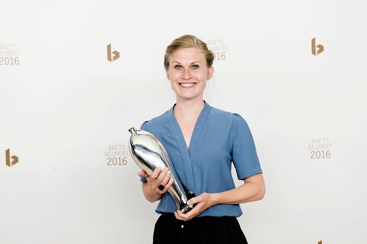 Årets Kvindelige Birolle 2016 går til Mette Døssing for sin rolle som den sammenbidte og jaloux køkkenpige Kristin i ’Frk. Julie’ på Aarhus Teater.