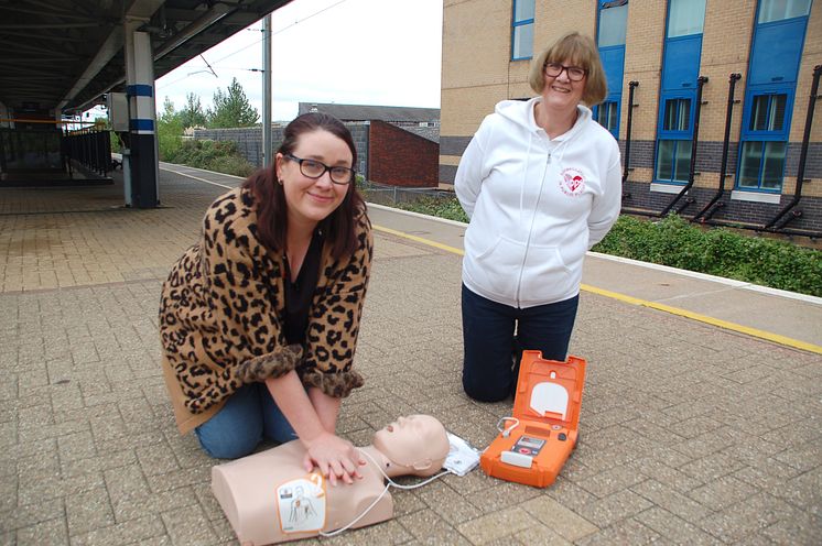Defibrillators fitted at all Great Northern, Southern and Thameslink stations