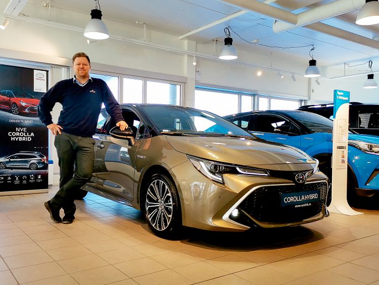 Enorm interesse for Toyotas nye hybridbiler