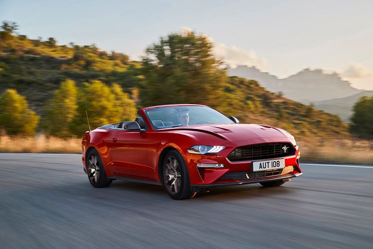 Ford Mustang 2,3 liter EcoBoost 2019