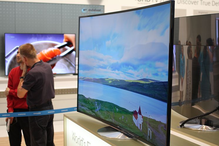 Buet 65-tommer TV fra Samsung