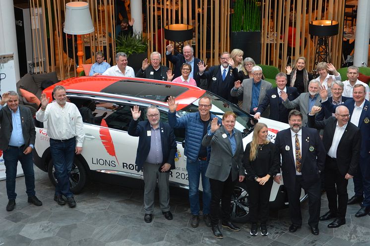 Lions Røde Fjær 2020-bilen ble raskt populær blant Lionsmedlemmene. 