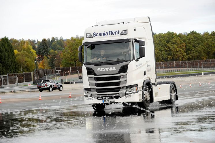 Fahrsicherheitstraining von Scania