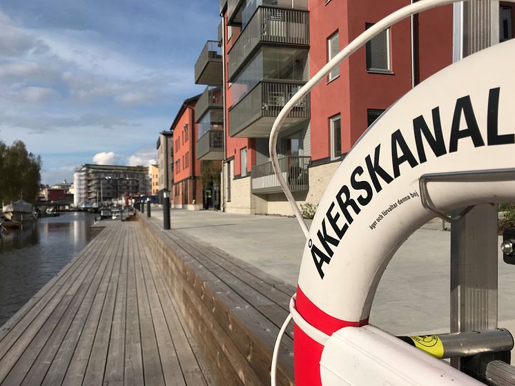 Åkers kanal och Kanalstaden