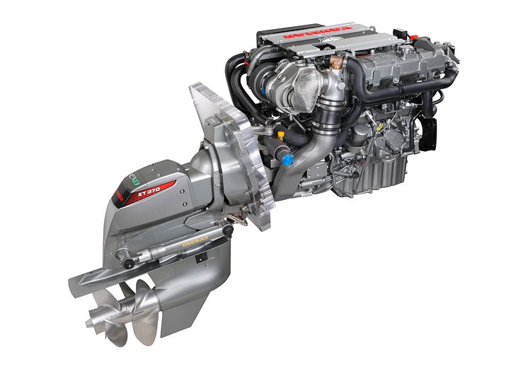 Hi-res image - YANMAR - YANMAR 4LV sterndrive marine diesel engine fitted with the YANMAR ZT370