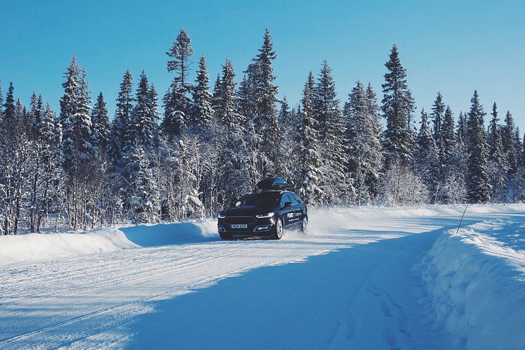 Ford Mondeo och Mondeo Vignale är experter på svenskt vinterväglag