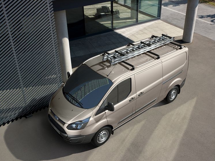 Ford Transit Custom blir første gang vist på den internasjonale nyttekjøretøyutstillingen i Birmingham