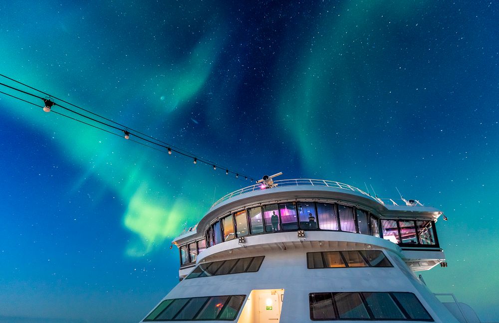 First preview reveals record-breaking Hurtigruten Expeditions 2023/2024 season | 19