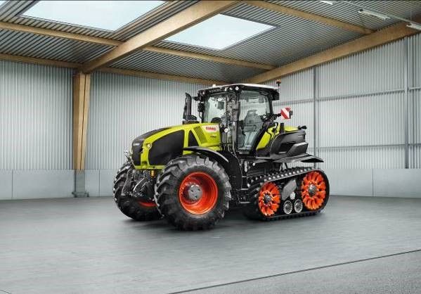2019: AXION TERRA TRAC goes into series production with a full-suspension half-track concept and two models.