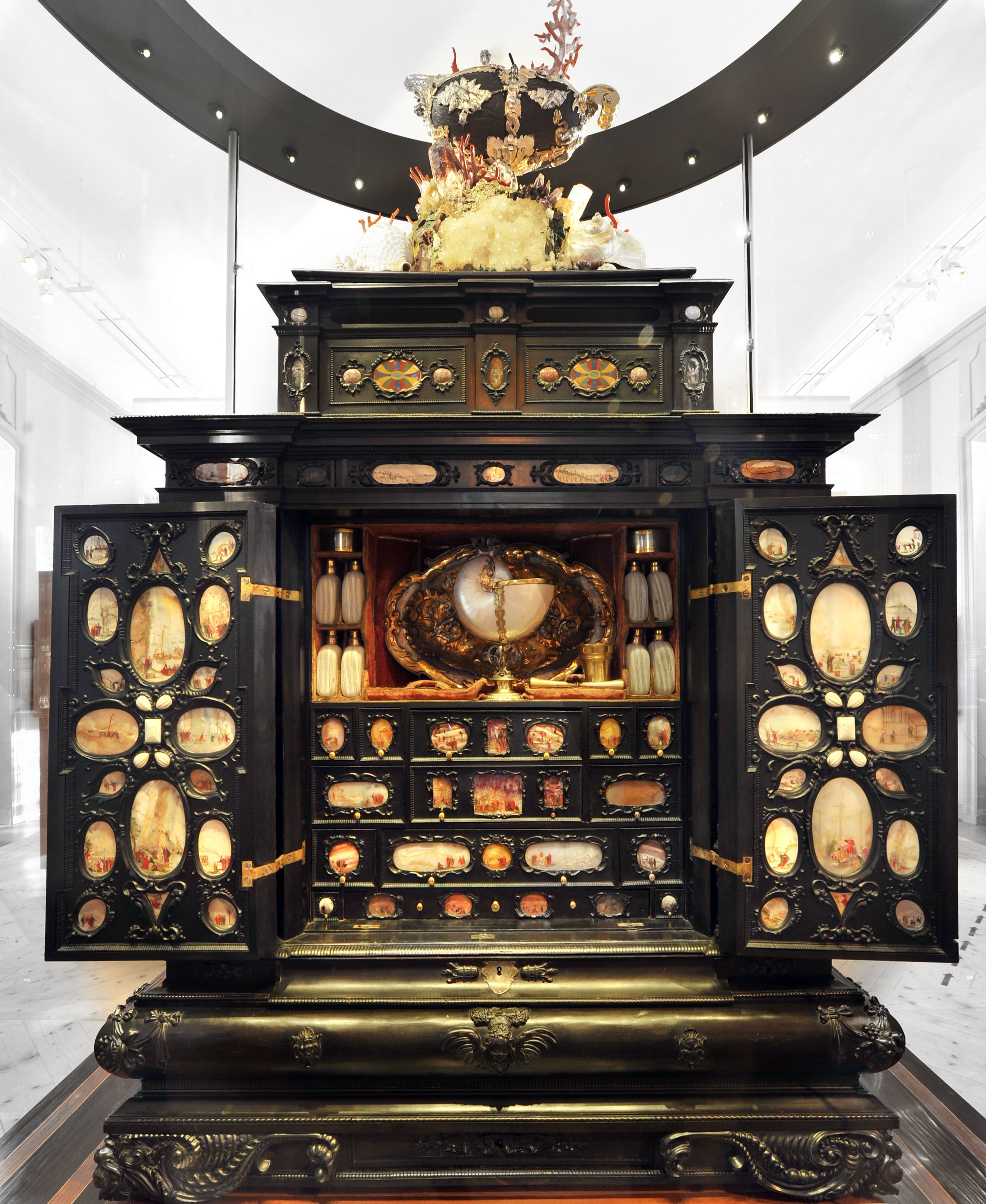 The Augsburg Art Cabinet