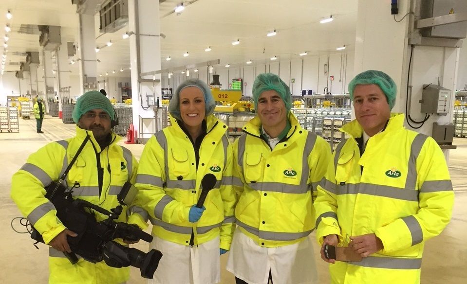Breakfast TV show hosted live from Arla’s Aylesbury fresh milk facility 